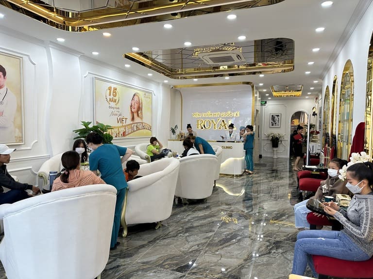 spa trị mụn hà nội uy tín