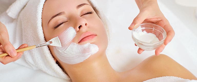 giá trị mụn tại spa